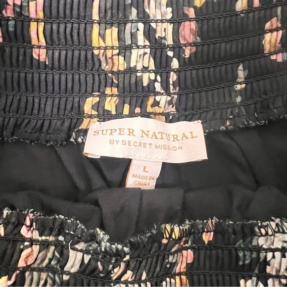 Supernatural by SECRET MISSION
Cape Town Bleeker Floral Wrap Top and Skirt Set - Picture 13 of 15